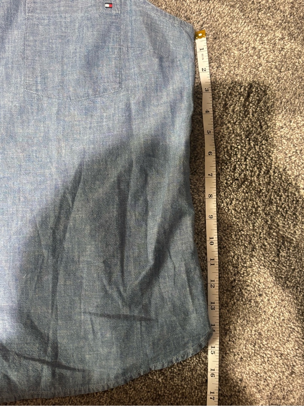 Tommy Hilfiger Sleeveless Button-Down Chambray Shirt in Light Blue - Picture 4 of 4
